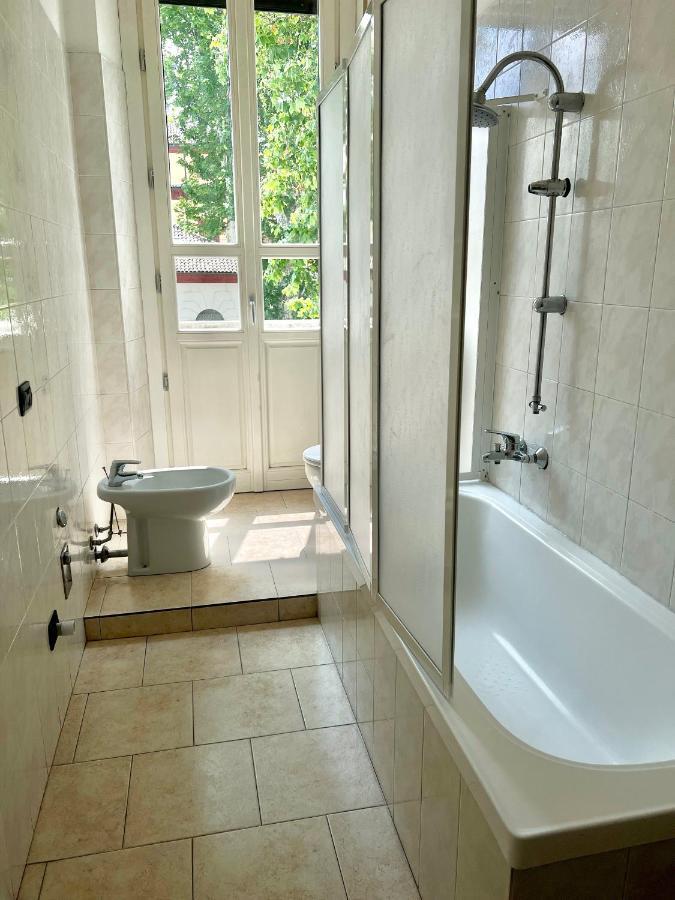 Casa Polly 2 - Ampio E Comodo Appartamento A Voghera Exteriör bild